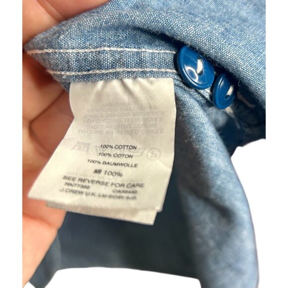J. Crew Wallace and Barnes Light Wash Denim Shirt Chambray Button Front - Picture 8 of 9